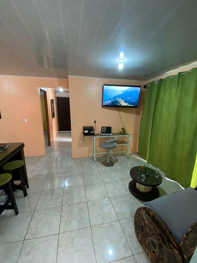 Villa Jordi'S House La Fortuna Exterior foto
